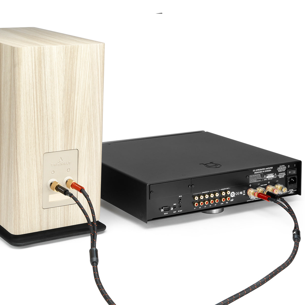 triangle cables d'enceintes montés câbles d'enceintes hifi RED serie pictures packshot branchements enceintes amplificateur 01