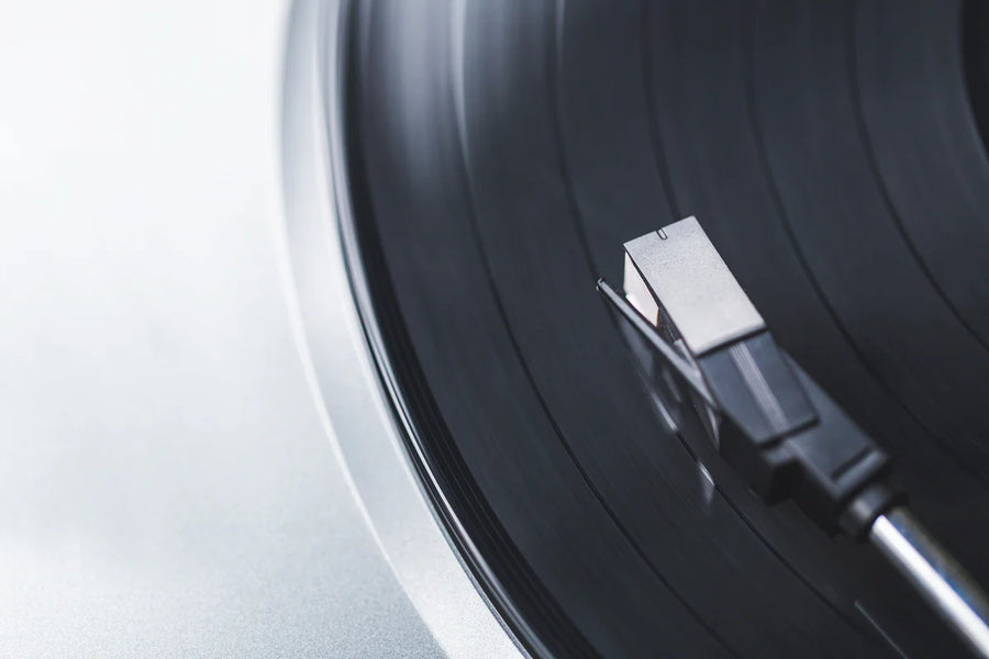 Installation de la platine vinyle Triangle